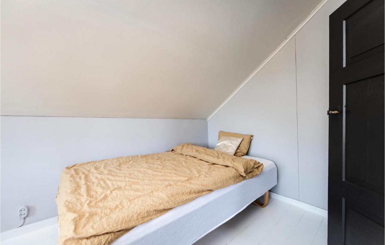 3 Bedroom Nice Home In Kvamsoy Sandvik  외부 사진